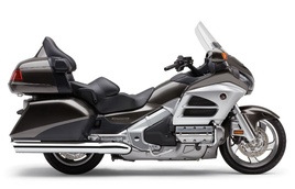 Slip-Ons with Scalloped Tips